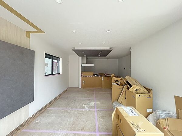 リビングは家具の配置も思いのまま。自由度が高い設計です。