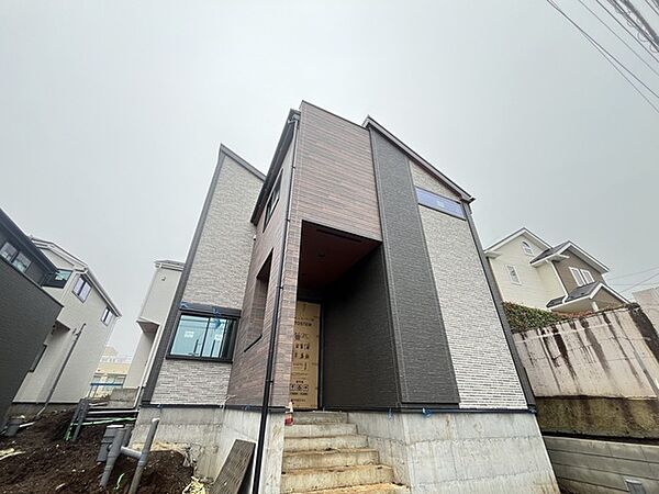 五感で感じる、現地でしかわからない事も沢山ございます。周辺環境なども一緒にご案内いたしますのでお気軽にお問合せください。