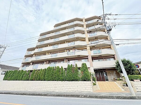 五感で感じる、現地でしかわからない事も沢山ございます。周辺環境なども一緒にご案内いたしますのでお気軽にお問合せください。