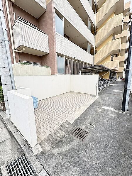 ゴミ置場