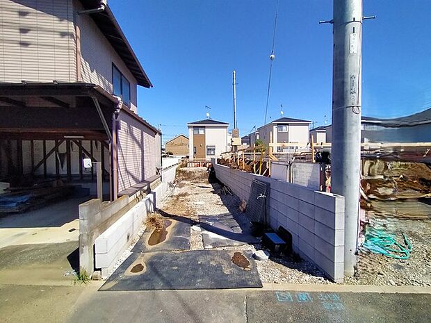 五感で感じる、現地でしかわからない事も沢山ございます。周辺環境なども一緒にご案内いたしますのでお気軽にお問合せください。 