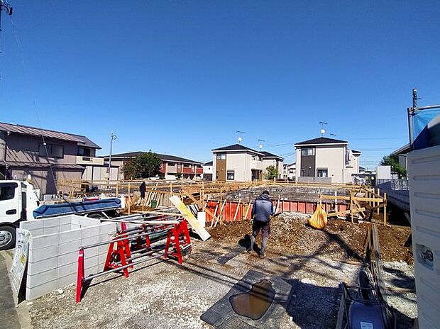 五感で感じる、現地でしかわからない事も沢山ございます。周辺環境なども一緒にご案内いたしますのでお気軽にお問合せください。 