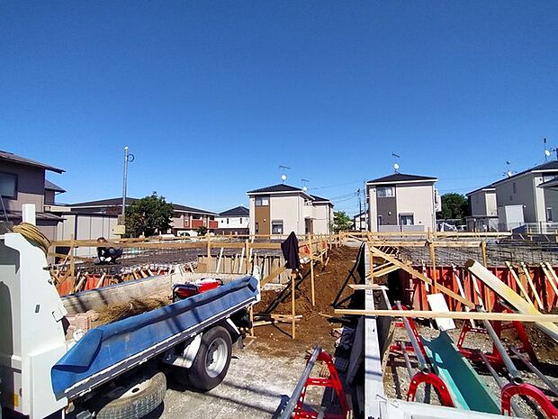 五感で感じる、現地でしかわからない事も沢山ございます。周辺環境なども一緒にご案内いたしますのでお気軽にお問合せください。 