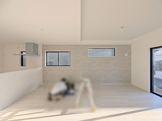 ご家族みんながゆったりくつろげる広々リビング。 