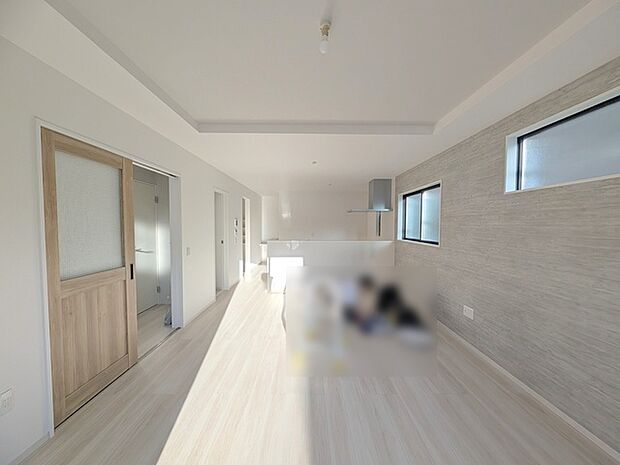 リビングは家具の配置も思いのまま。自由度が高い設計です。 