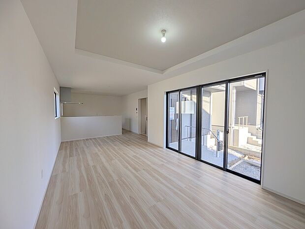 家族が自然に集りそうな広さが魅力のLDK。