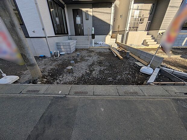 ゆったり駐車スペース、2台可。