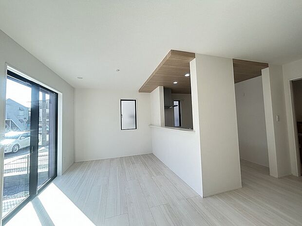 朝から日差しいっぱい、 早起きしたくなるＬＤＫ。 