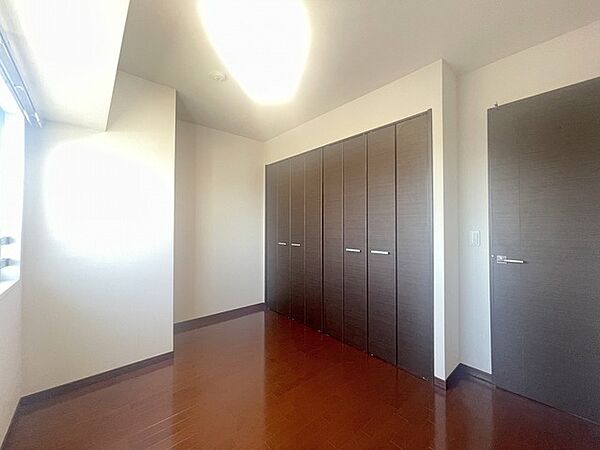 apartment 埼玉県熊谷市榎町
地図を見る