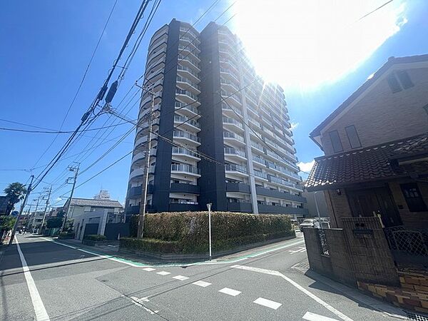 apartment 埼玉県熊谷市榎町
地図を見る