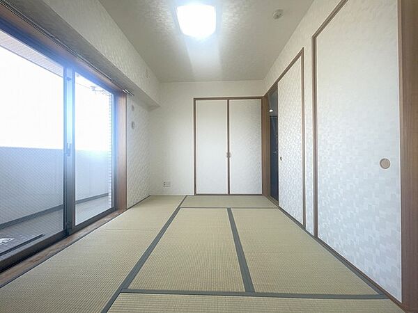 apartment 埼玉県熊谷市榎町
地図を見る