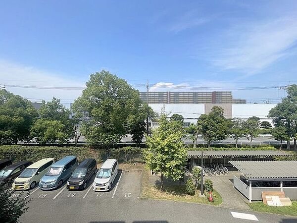 apartment 埼玉県久喜市桜田３丁目
地図を見る