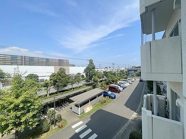 apartment 埼玉県久喜市桜田３丁目
地図を見る