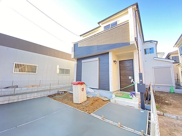 そんなに大きくはないけれど、お庭が持てるのが持家の魅力。 