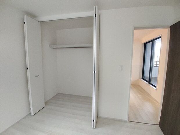 全居室収納スペース付きの物件です。