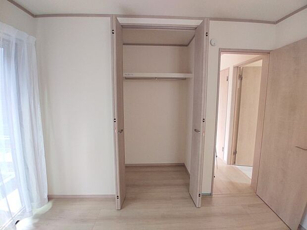 部屋ごとに設けた収納は、住みやすさへのこだわり。 