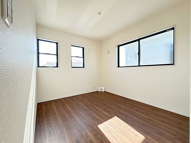 この部屋だれの部屋にしようかな、なんて会話を現地で楽しんでください。 