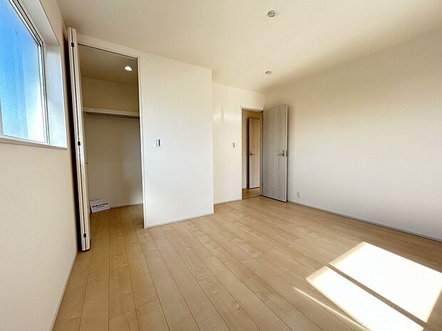 ご家族の思い出も大切にしまっておけるたっぷり収納。