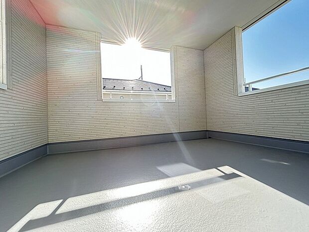 いつも忙しいご家庭に嬉しいインナーバルコニーの家。