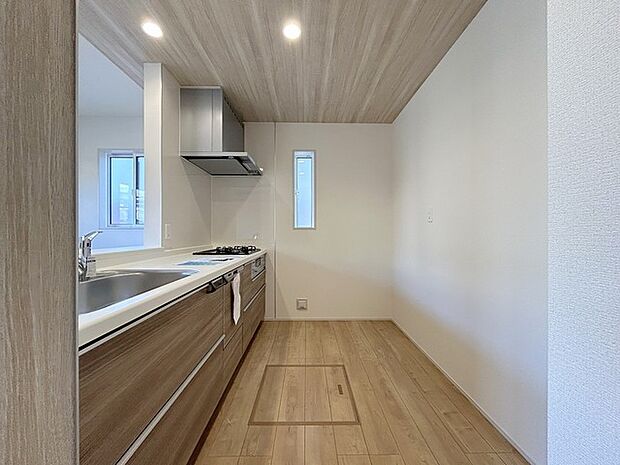 お料理を効率的に、楽しく。あったらいいなをかなえてくれるシステムキッチン。 