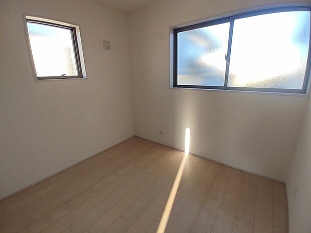 子供部屋には丁度良い洋室。 