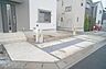 駐車場：ゆったり駐車スペース、3台可。 
