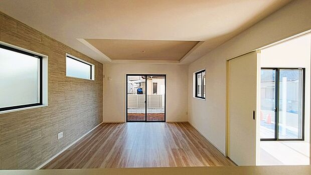 開放的なこの空間がお客様をお出迎えします。LDKは16.9帖。