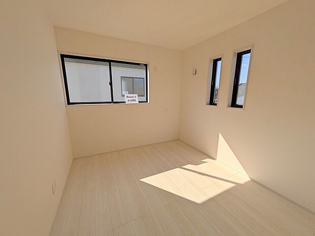 子供部屋には丁度良い洋室。 