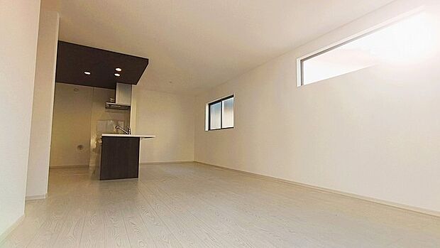 朝から日差しいっぱい、 早起きしたくなるＬＤＫ。 