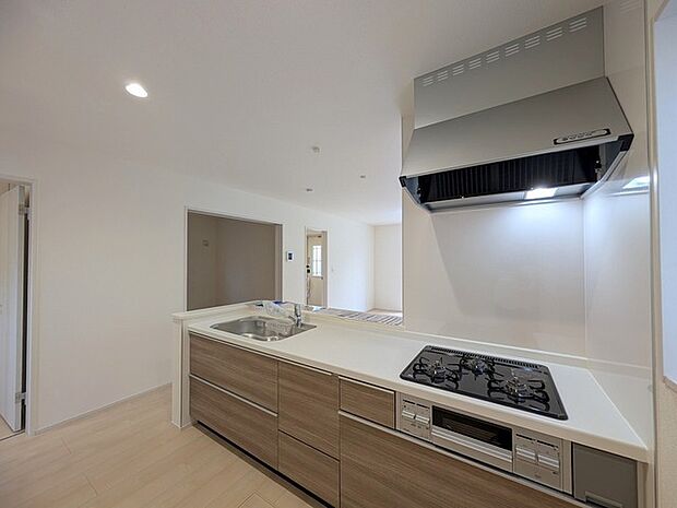 お料理を効率的に、楽しく。あったらいいなをかなえてくれるシステムキッチン。 