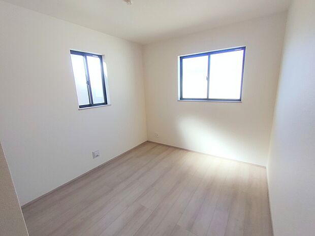 この部屋だれの部屋にしようかな、なんて会話を現地で楽しんでください。