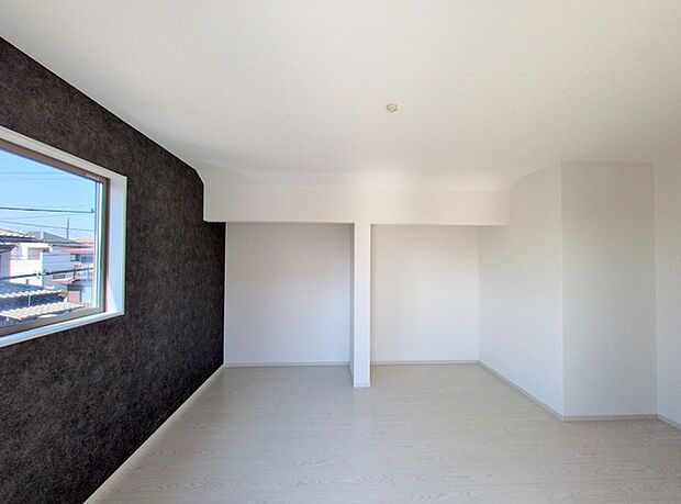 太陽の恵みを感じる、温もりと明るさにあふれたお部屋。