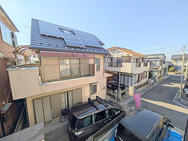 閑静な住宅地で、小さなお子様がいるご家族にも安心。 