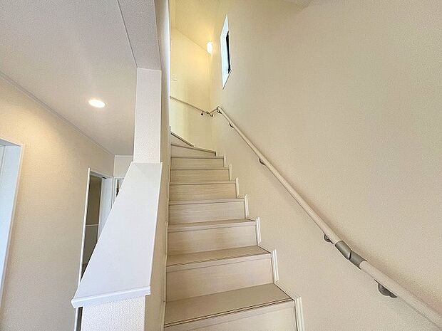 手すり付き階段