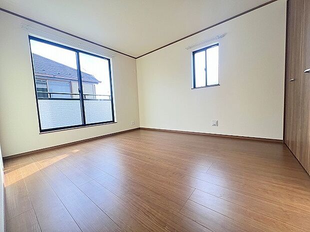 完成済み、実物をじっくりチェックできます。 