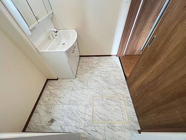 脱衣所は目覚めのスイッチが入る場所ですね。