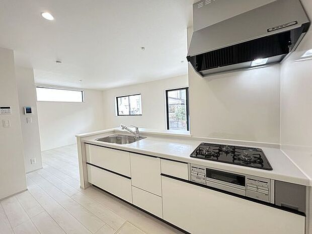 お料理を効率的に、楽しく。あったらいいなをかなえてくれるシステムキッチン。 