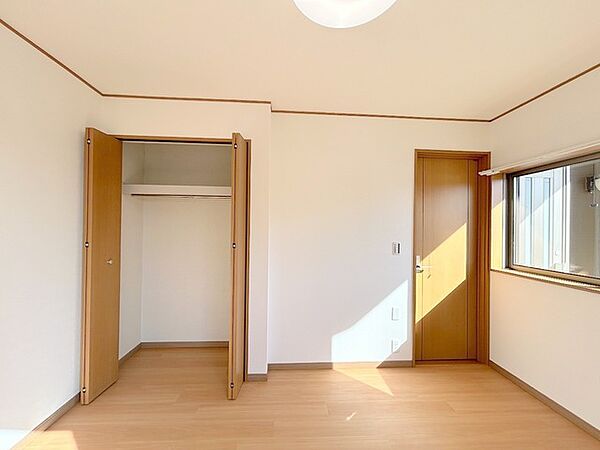 全居室収納スペース付きの物件です。