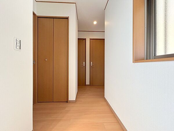 売主様ご退居済み。お気兼ねなくご見学いただけます。ごゆっくりどうぞ。
