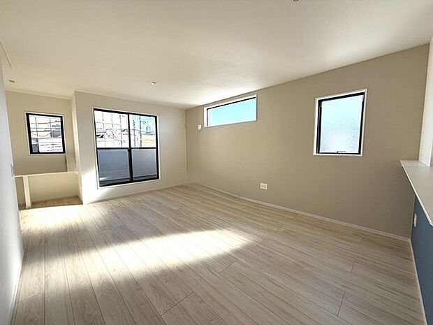 家族団らんの時間も増えそうな、くつろぎのLDK。