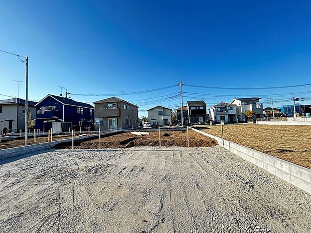 基礎から完成済みの住まいまで、各工程をご確認いただけます。