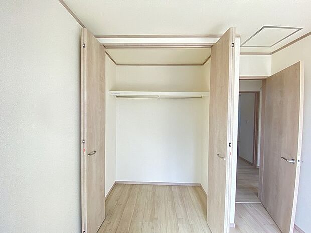 ウォークインクローゼットのある住まいで収納上手な生活。 