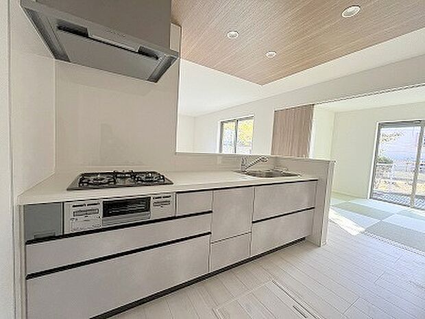 キッチンの性能が上がれば、いつものお料理も楽しくなりますね。 