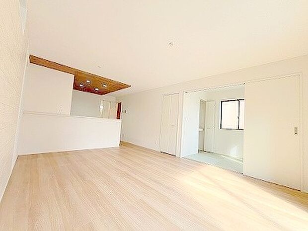 家族団らんの時間も増えそうな、くつろぎのLDK。