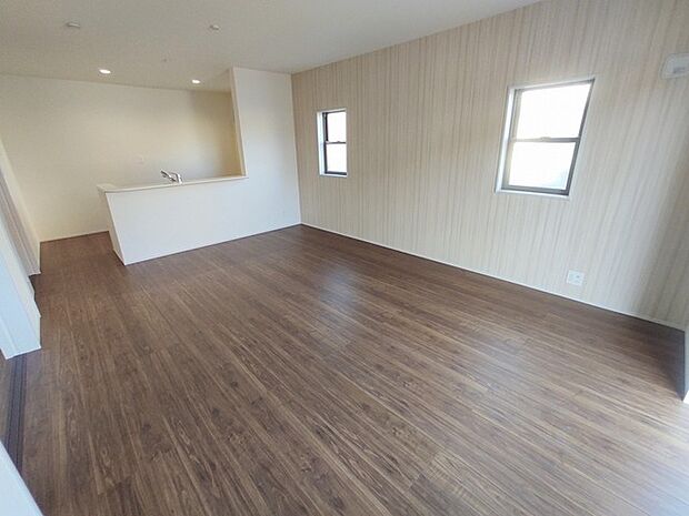 ご家族みんながゆったりくつろげる広々リビング。