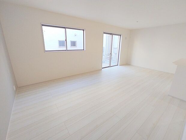 開放感と採光にこだわった、20帖のＬＤＫ。 