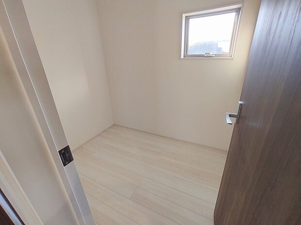 使い方様々。便利なストレージルーム。