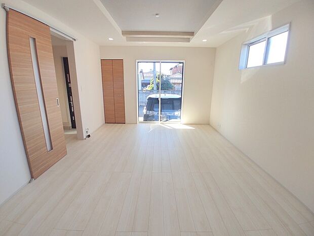 朝から日差しいっぱい、 早起きしたくなるＬＤＫ。 