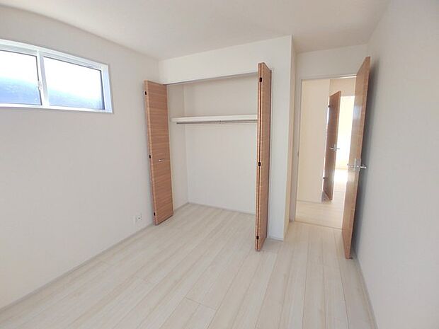 部屋ごとに設けた収納は、住みやすさへのこだわり。 