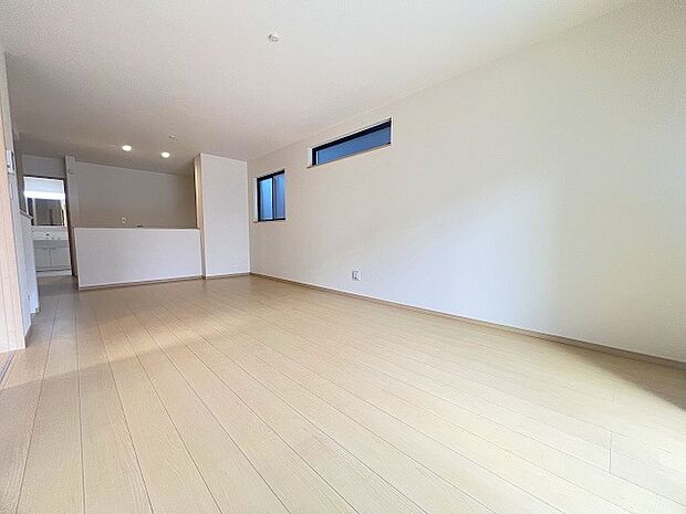 家族が自然に集りそうな広さが魅力のLDK。